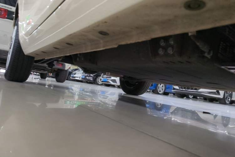 Used Geely Galaxy Panda 2025 210 km – Yuanqi Bear Right Side Sill