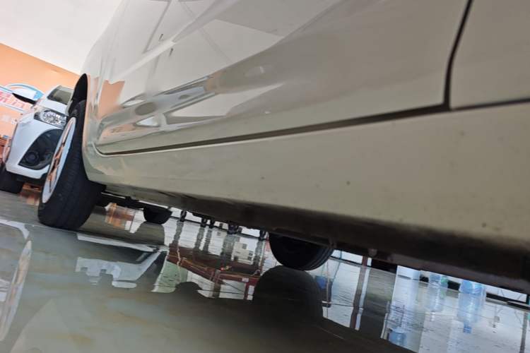 Used Geely Galaxy Panda 2025 210 km – Yuanqi Bear Right Side Sill