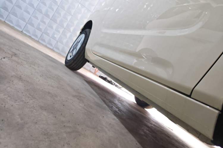 Used Geely Galaxy Panda 2025 210 km – Yuanqi Bear Right Side Sill