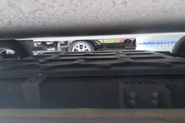 Used Geely Galaxy Panda 2025 210km Panda Rider Right Side Sill