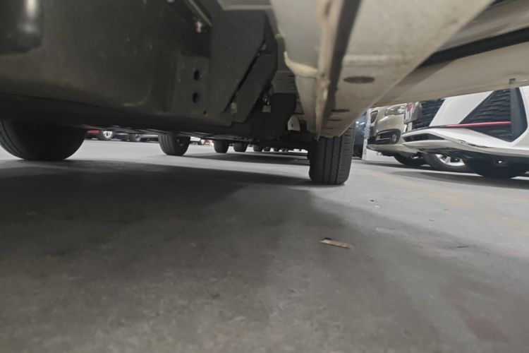 Used Geely Galaxy Panda 2025 210 km – Yuanqi Bear Right Side Sill