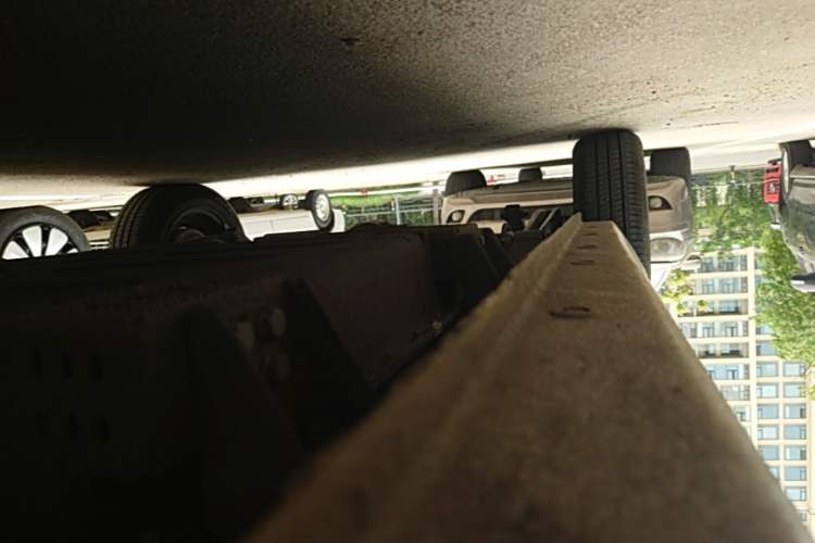 Used Geely Galaxy Panda 2025 210 km – Yuanqi Bear Right Side Sill