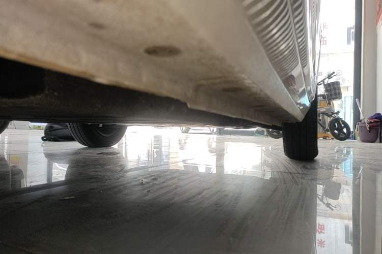 Used Geely Galaxy Panda 2025 210 km – Yuanqi Bear Right Side Sill