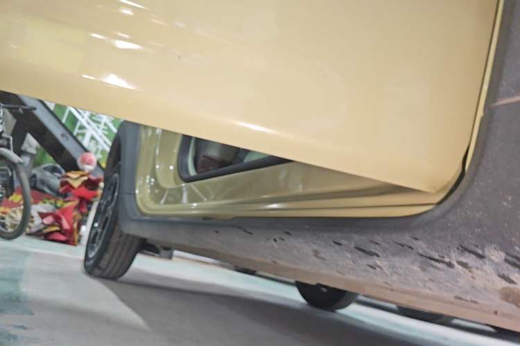 Used Geely Galaxy Panda 2025 210km Panda Rider Right Side Sill