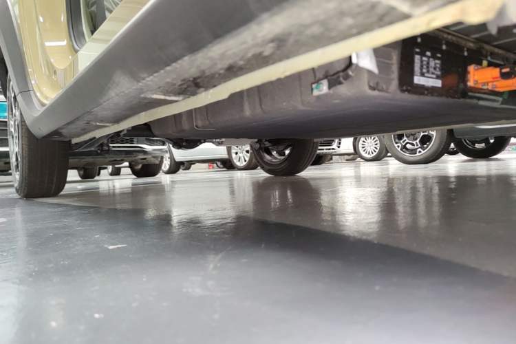 Used Geely Galaxy Panda 2025 210km Panda Rider Right Side Sill