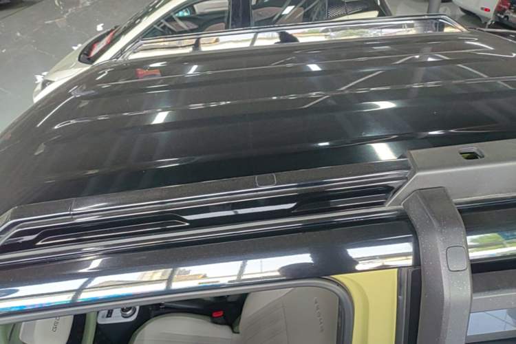 Used Geely Galaxy Panda 2025 210km Panda Rider Roof