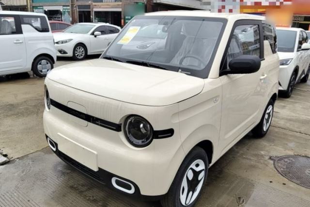 Used Geely Galaxy Panda 2025 210 km – Yuanqi Bear