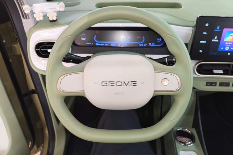 Used Geely Galaxy Panda 2025 210km Panda Rider Steering Wheel