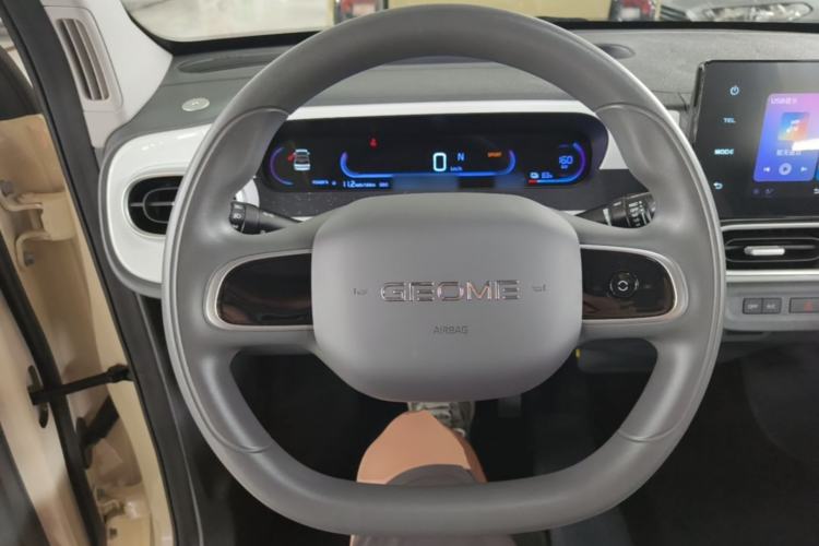 Used Geely Galaxy Panda 2025 210 km – Yuanqi Bear Steering Wheel