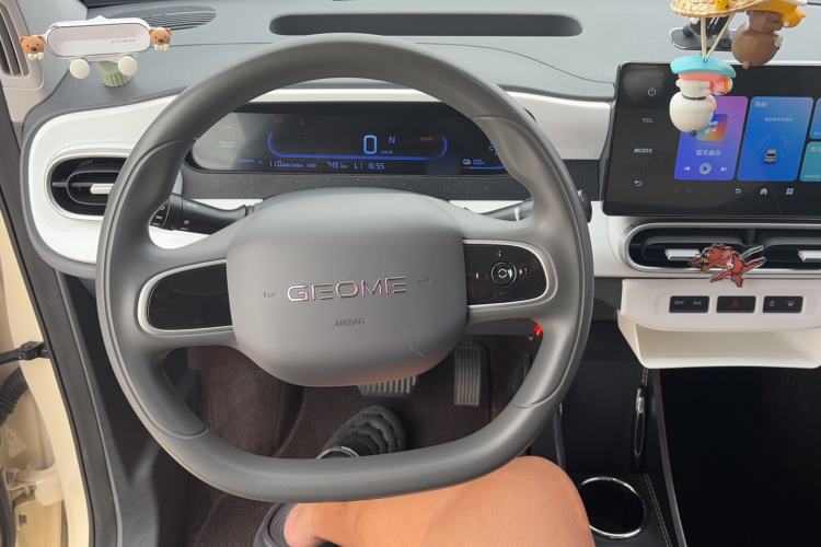 Used Geely Galaxy Panda 2025 210 km – Yuanqi Bear Steering Wheel