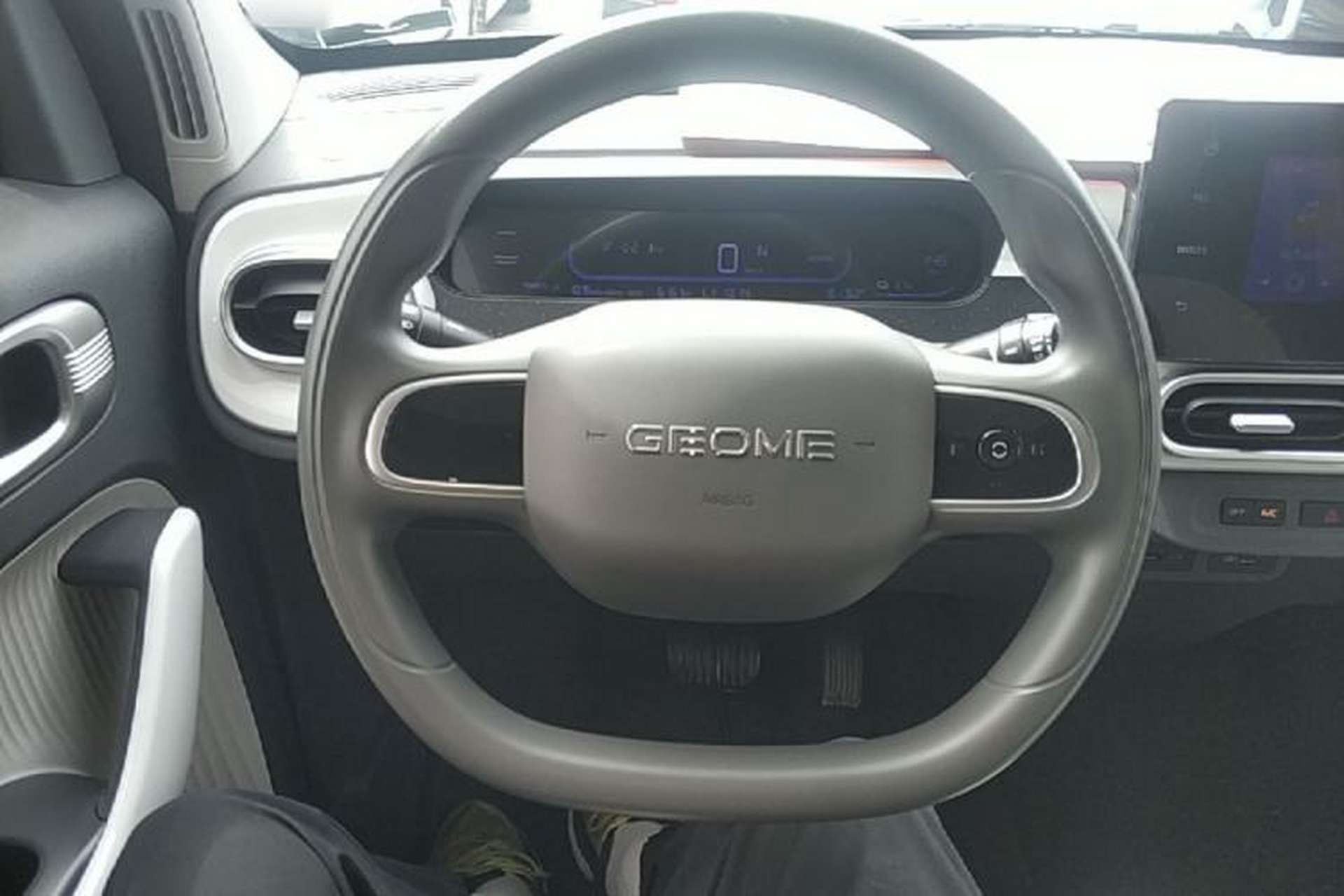Used Geely Galaxy Panda 2025 210 km – Yuanqi Bear Steering Wheel