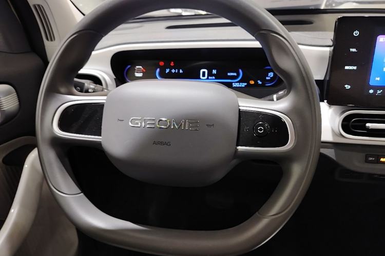 Used Geely Galaxy Panda 2025 210 km – Yuanqi Bear Steering Wheel