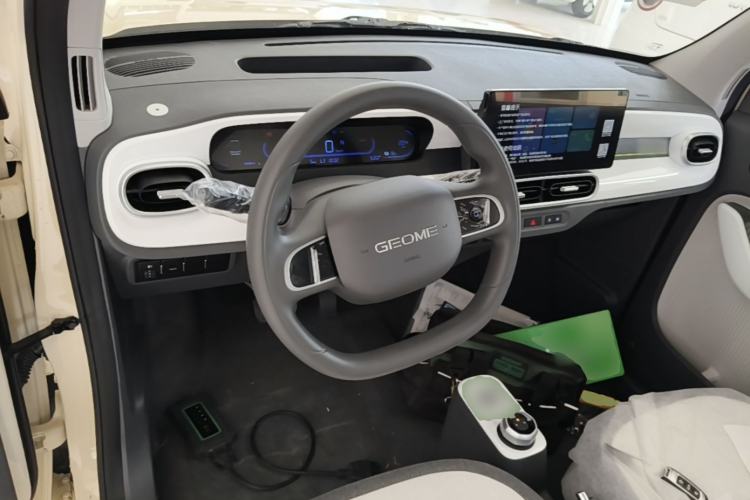Used Geely Galaxy Panda 2025 210 km – Yuanqi Bear Steering Wheel
