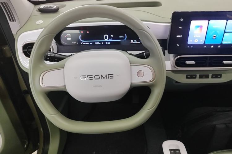 Used Geely Galaxy Panda 2025 210km Panda Rider Steering Wheel