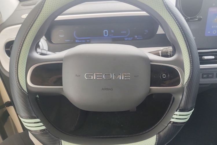 Used Geely Galaxy Panda 2025 210 km – Yuanqi Bear Steering Wheel