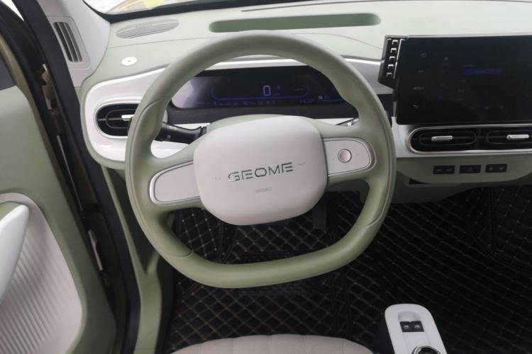 Used Geely Galaxy Panda 2025 210km Panda Rider Steering Wheel