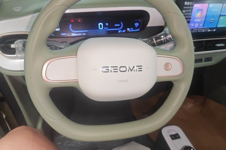 Used Geely Galaxy Panda 2025 210km Panda Rider Steering Wheel