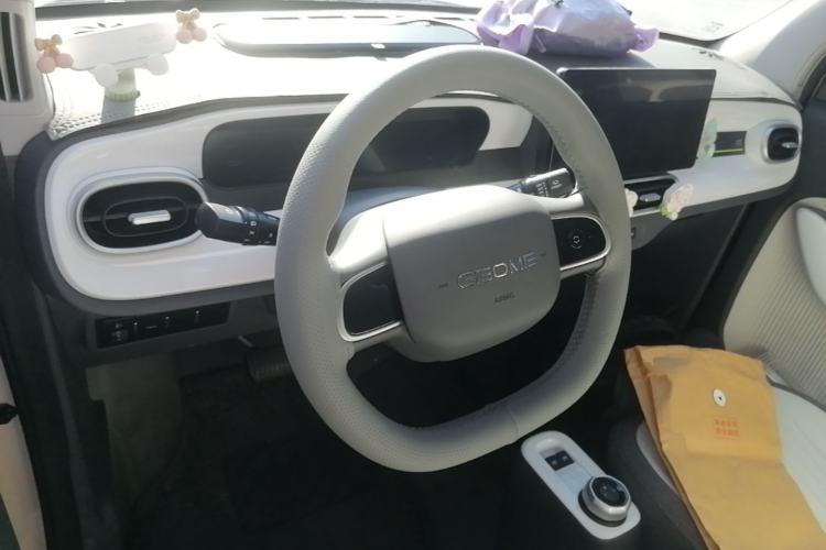Used Geely Galaxy Panda 2025 210 km – Yuanqi Bear Steering Wheel