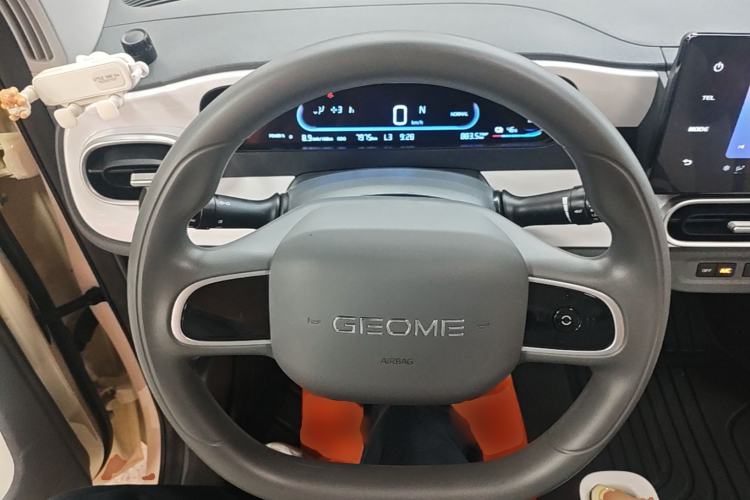 Used Geely Galaxy Panda 2025 210 km – Yuanqi Bear Steering Wheel