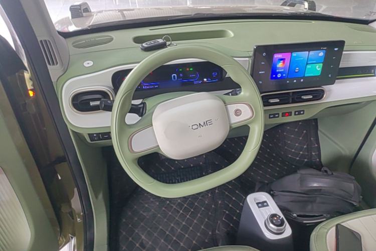 Used Geely Galaxy Panda 2025 210km Panda Rider Steering Wheel