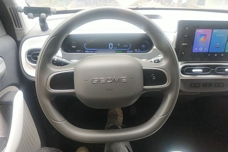 Used Geely Galaxy Panda 2025 210 km – Yuanqi Bear Steering Wheel