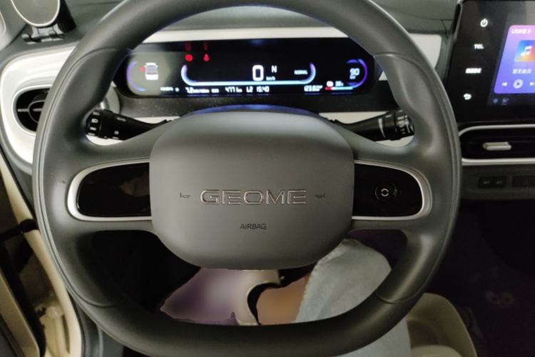 Used Geely Galaxy Panda 2025 210 km – Yuanqi Bear Steering Wheel