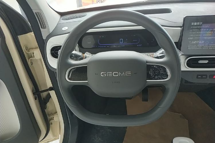 Used Geely Galaxy Panda 2025 210 km – Yuanqi Bear Steering Wheel