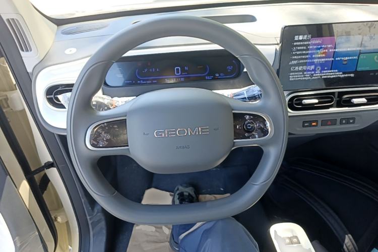 Used Geely Galaxy Panda 2025 210 km – Yuanqi Bear Steering Wheel