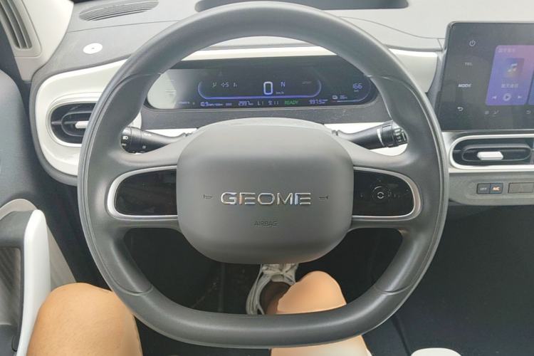 Used Geely Galaxy Panda 2025 210 km – Yuanqi Bear Steering Wheel
