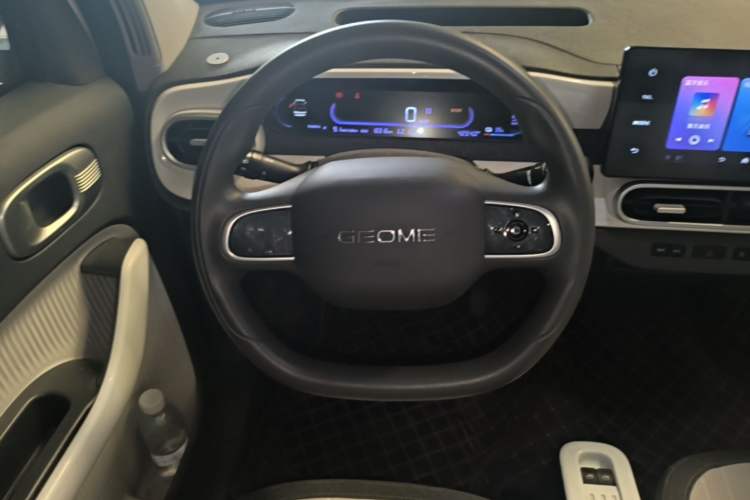 Used Geely Galaxy Panda 2025 210 km – Yuanqi Bear Steering Wheel