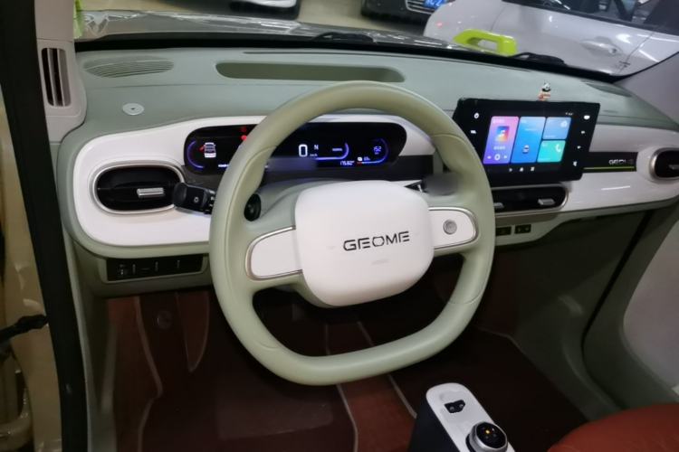 Used Geely Galaxy Panda 2025 210km Panda Rider Steering Wheel