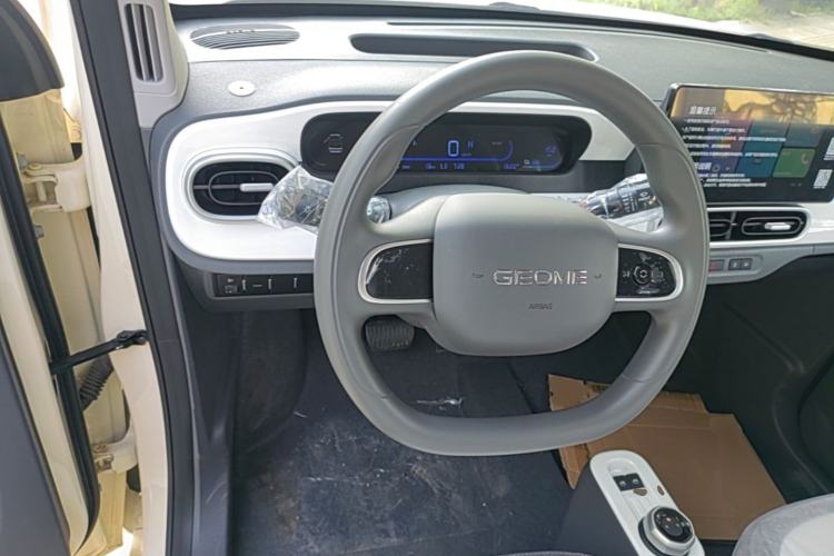 Used Geely Galaxy Panda 2025 210 km – Yuanqi Bear Steering Wheel