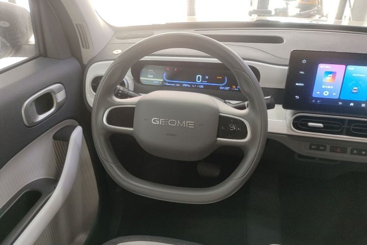 Used Geely Galaxy Panda 2025 210 km – Yuanqi Bear Steering Wheel