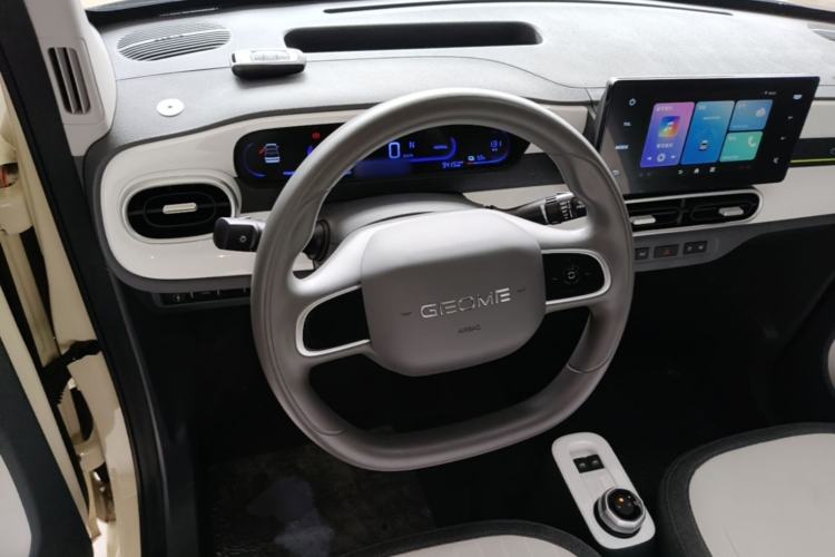 Used Geely Galaxy Panda 2025 210 km – Yuanqi Bear Steering Wheel