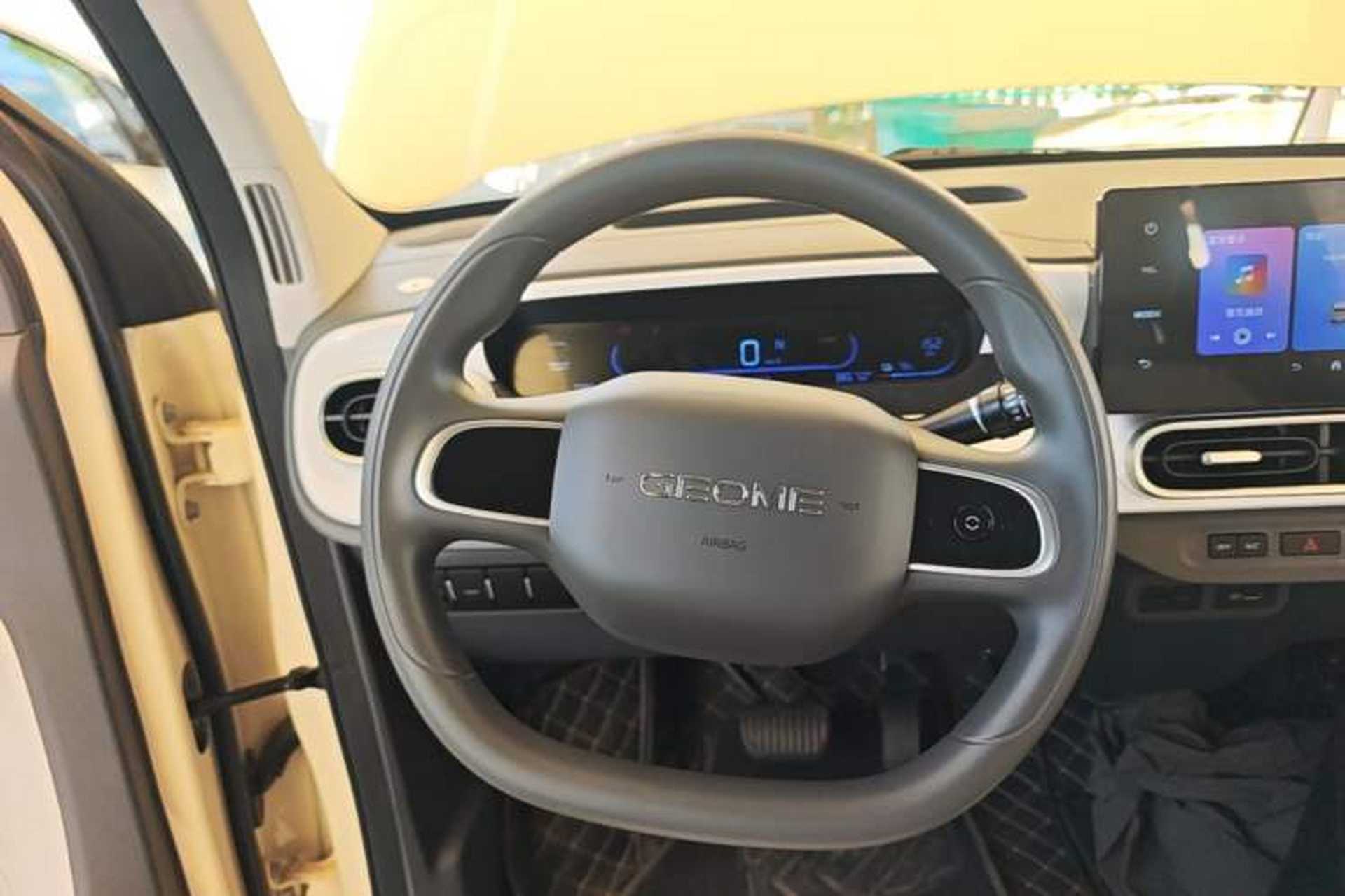 Used Geely Galaxy Panda 2025 210 km – Yuanqi Bear Steering Wheel