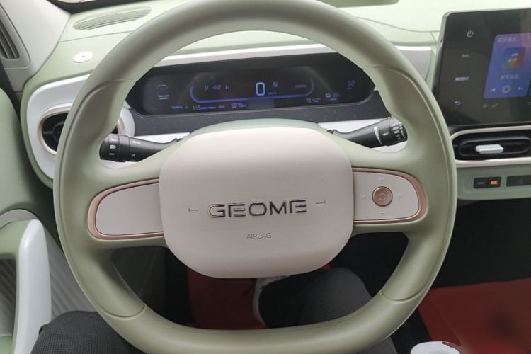 Used Geely Galaxy Panda 2025 210km Panda Rider Steering Wheel