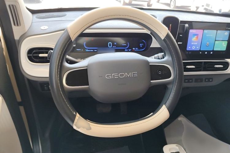 Used Geely Galaxy Panda 2025 210 km – Yuanqi Bear Steering Wheel