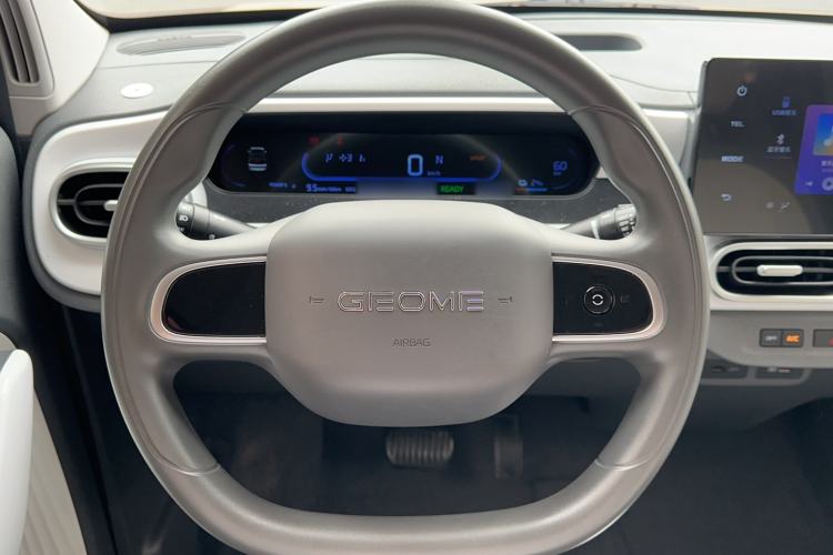 Used Geely Galaxy Panda 2025 210 km – Yuanqi Bear Steering Wheel