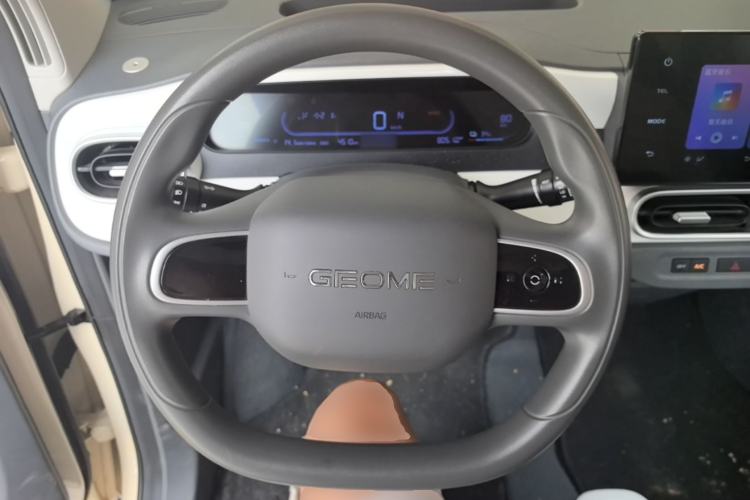 Used Geely Galaxy Panda 2025 210 km – Yuanqi Bear Steering Wheel