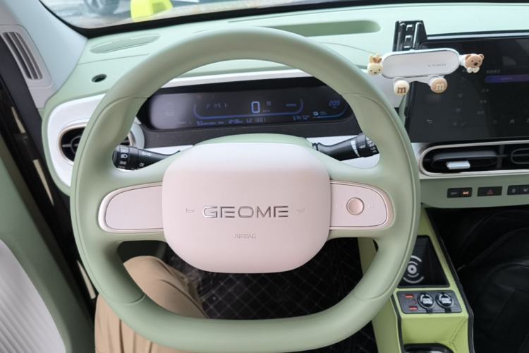 Used Geely Galaxy Panda 2025 210km Panda Rider Steering Wheel