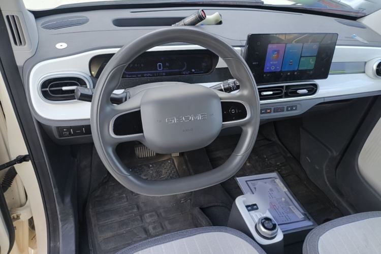 Used Geely Galaxy Panda 2025 210 km – Yuanqi Bear Steering Wheel