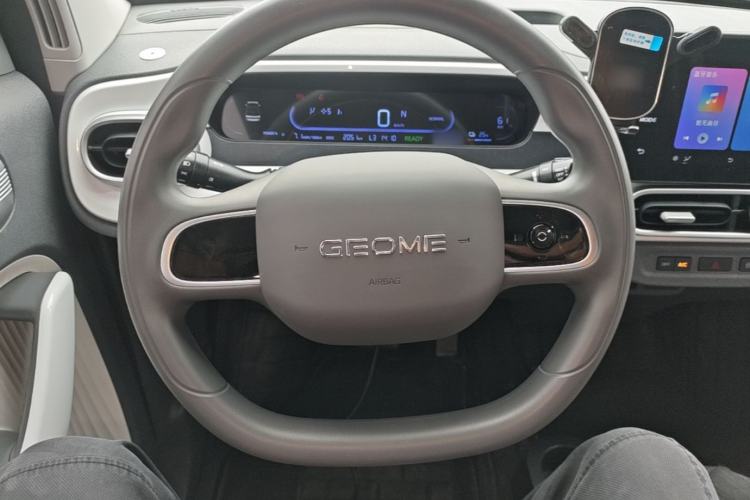 Used Geely Galaxy Panda 2025 210 km – Yuanqi Bear Steering Wheel