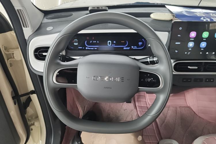 Used Geely Galaxy Panda 2025 210 km – Yuanqi Bear Steering Wheel