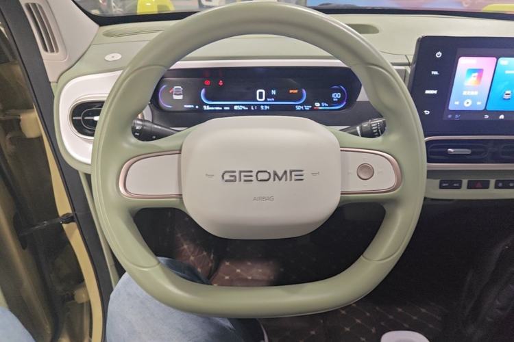 Used Geely Galaxy Panda 2025 210km Panda Rider Steering Wheel
