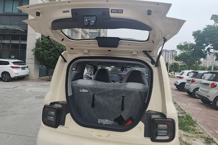 Used Geely Galaxy Panda 2025 210 km – Yuanqi Bear Trunk