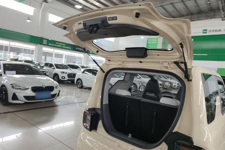 Used Geely Galaxy Panda 2025 210 km – Yuanqi Bear Trunk