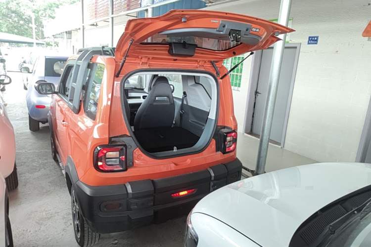 Used Geely Galaxy Panda 2025 210km Panda Rider Trunk