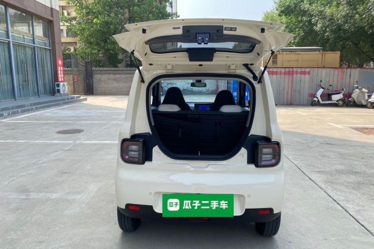 Used Geely Galaxy Panda 2025 210 km – Yuanqi Bear Trunk