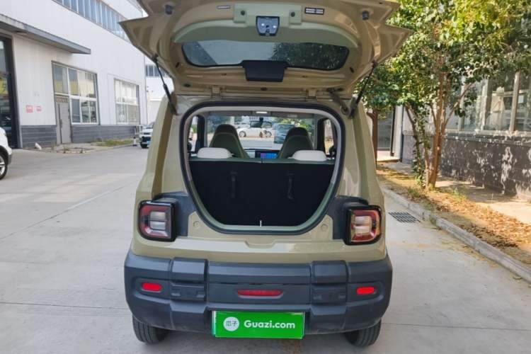 Used Geely Galaxy Panda 2025 210km Panda Rider Trunk