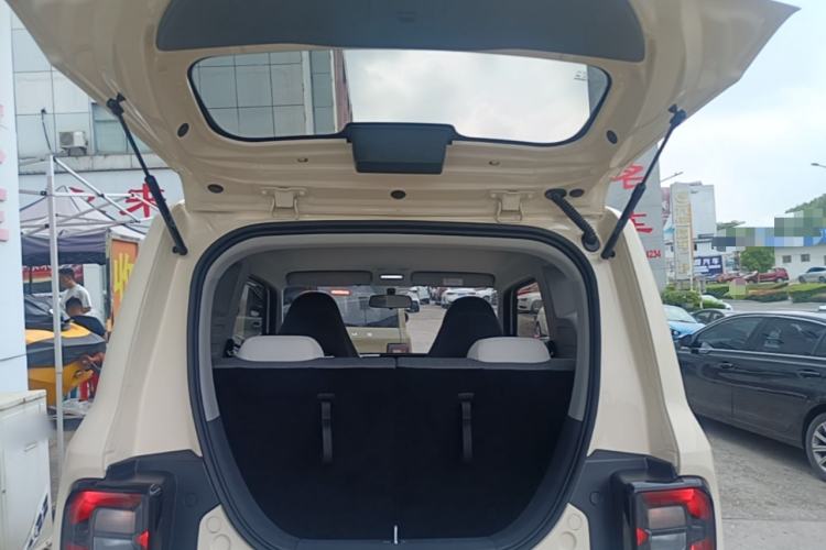 Used Geely Galaxy Panda 2025 210 km – Yuanqi Bear Trunk